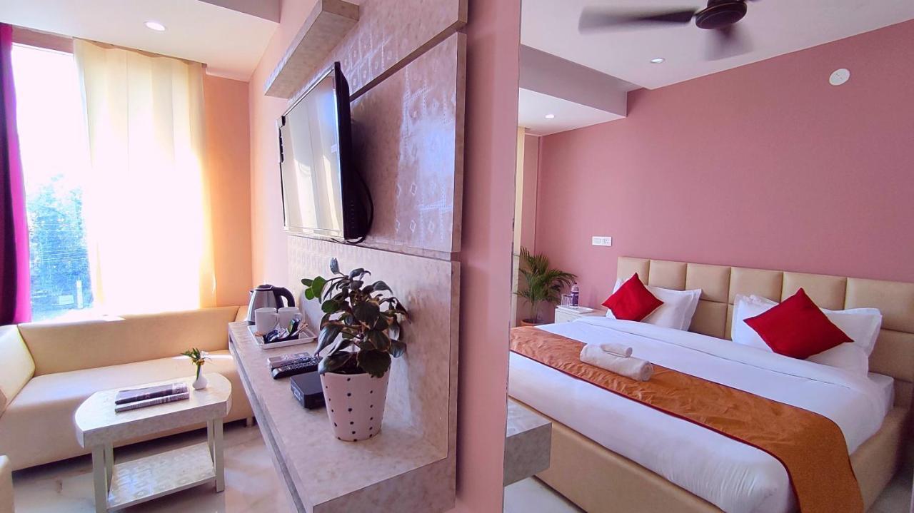 Spring Sky Haridwar By Shrigo Hotels Exterior photo