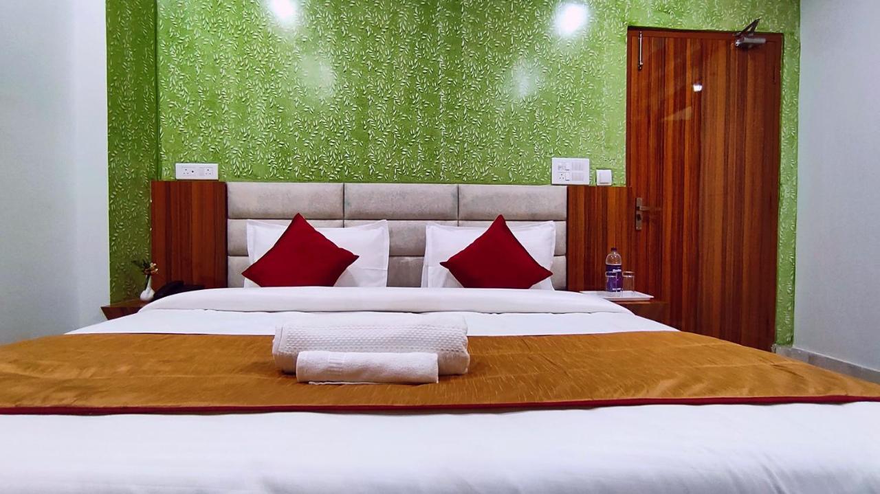 Spring Sky Haridwar By Shrigo Hotels Exterior photo