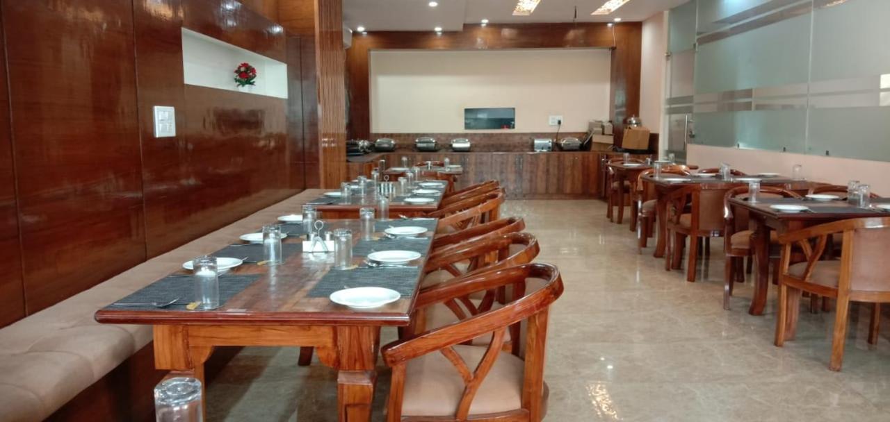 Spring Sky Haridwar By Shrigo Hotels Exterior photo